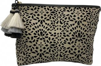 Kempton & Co. Leather Cutout Medium Pouch In Chalk Olive