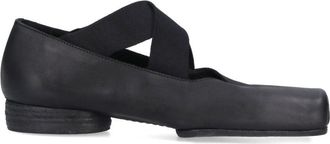 Uma Wang Rounded Toe Black Flats With Minimalist Design