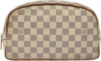 Louis Vuitton Trousse De Toilette 25 White Canvas Clutch Bag (Pre-Owned)