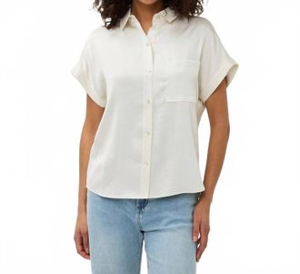 Esqualo Womens Sleeveless Satin Look Blouse In Off White