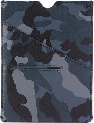 Hobo Mens Passport Holder In Camo