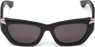 Alexander McQueen Zwarte Geometrische Zonnebril met Gerookte Lenzen - Dames - Zonnebrillen - Zwart - ONE Size - Accessoires