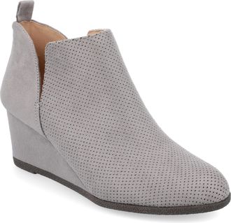 Journee Collection Women & apos;s Mylee Medium and Wide Width Booties