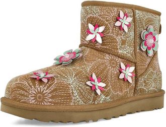 UGG Classic Mini Meadow - Dames - Winterlaarzen - Bruin - 38 EU - Su&egrave;de - Schoenen