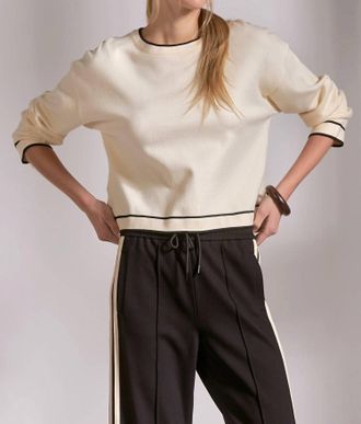 Elan Womens Long Sleeves Crewneck Sweater In Off White