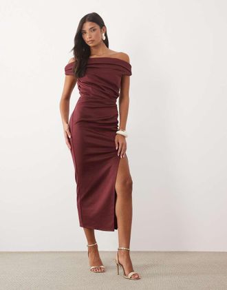 Asos vestito midi fasciante con scollo Bardot e dettaglio twist in tessuto scuba bordeaux-Rosso