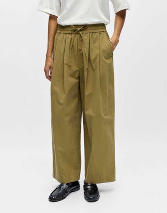 Object Pantaloni marrone foca