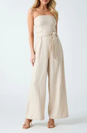 Guess Jackie Strapless Linen Blend Jumpsuit in Beige at Nordstrom, Size X-Large X 29