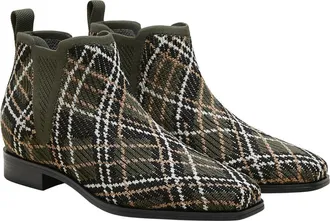 Vivaia Ryan Slip-On Chelsea Boots in Dark Olive Lined Plaid at Nordstrom, Size 6.5