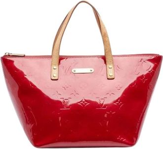 Louis Vuitton Pre-owned Handbags, female, Red, Size: ONE SIZE Pre-owned The Bellevue PM