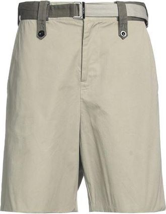 sacai BOTTOMWEAR - Shorts & Bermuda Shorts sur YOOX.COM