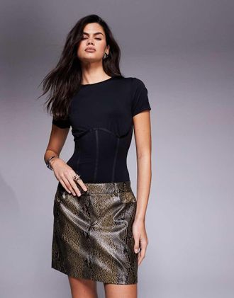 Good American Body leggero nero con corsetto