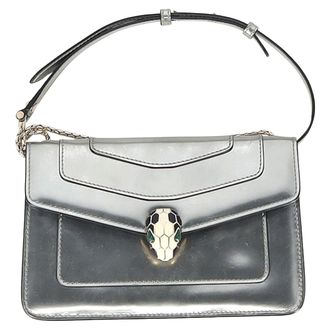 Bulgari Bvlgari Metalen Serpenti Forever Schoudertas in Zilveren Leer