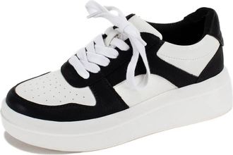 Yellow Box Womens Emma Flatform Sneaker In Black