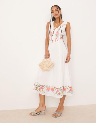 Nobody's Child Terra - Vestito midi bianco con ricami