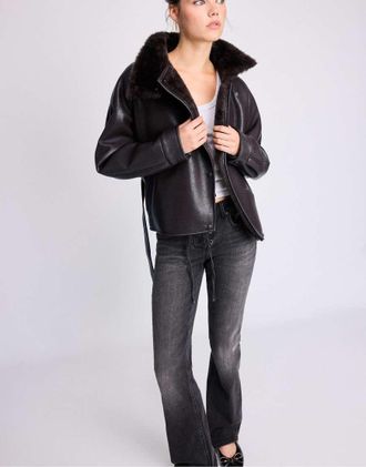 Stradivarius giacca effetto pelle double-face con collo alto marrone
