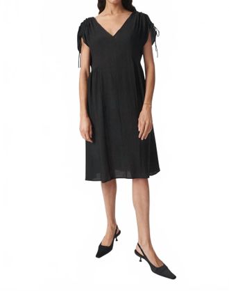 Soaked In Luxury Kehlani Open Back Short Sleeve Dress In Black