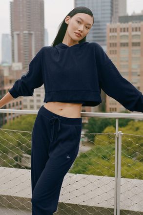 Alo | Muse Sweatpant in Navy Blue, Size: Medium