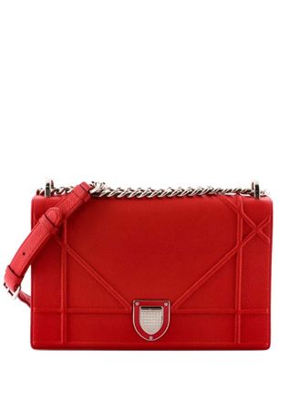 Dior Diorama Flap Bag Grained Calfskin Medium crossbody bag - Rood