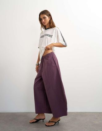 Topshop pantaloni tecnici oversize a uovo di lunghezza media in fig-Viola