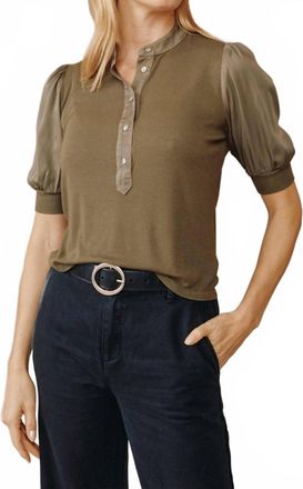 Bella Dahl Short Sleeve Placket Mixed Shirt In Ivy Green