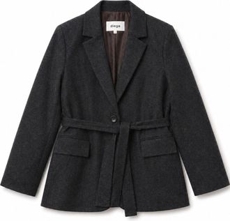 DIEGA Tailored Vigio Blazer with Matching Belt and Flap Pockets