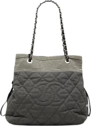 Chanel Pre-owned Quilted Denim Tote - Dames - Vintage Shopper - Grijs - ONE Size - Denim - Vintage