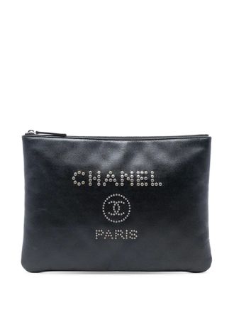 Chanel 2018 Medium Caviar Deauville Studded O Case clutch bag - women - Caviar Leather - One Size - Black