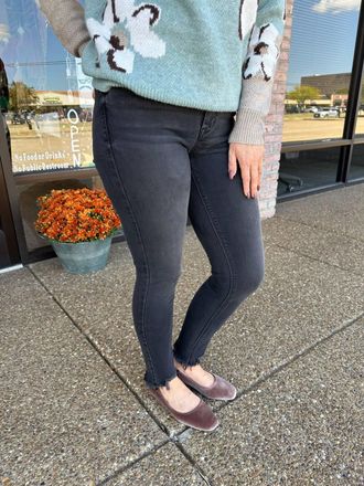 Hidden Jeans Mid Rise Raw Rem Skinny Jeans In Washed Black