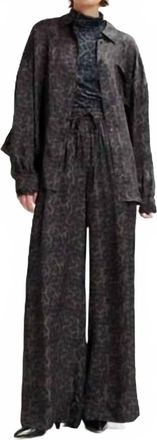 Essentiel Ilorin Oversized Ruffle Shirt In Black