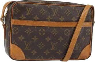 Louis Vuitton Pre-owned Cross Body Bags, female, Brown, Size: ONE SIZE Pre-owned Canvas Cross Body Bag