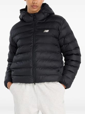 New Balance Sport Essentials donsjack met capuchon - Zwart