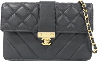 Chanel Black Leather Chain/Shoulder Wallet (Pre-Owned)