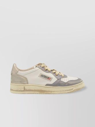 Autry low top sneakers with rubber sole and contrast panels