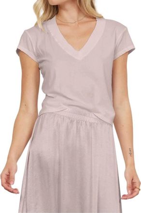 La Made Suri Organic Deep V Tee In Mocha