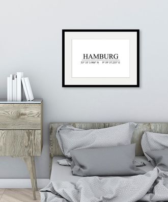 Queence Bild »HAMBURG« Deutschland Gebäude Hamburg Schwarz-Weiss Stadt Städte 1 Stk. tlg. HD Premium Poster-Druck inkl. Holzrahmen