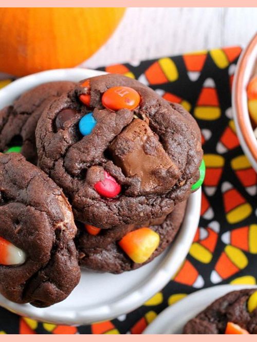 Leftover Halloween Candy Recipe Ideas, Courtesy Of Instagram | Stylight
