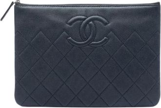 Chanel Pre-owned Clutches, female, Black, Size: ONE SIZE Pre-owned Quilted Caviar Leather Clutch