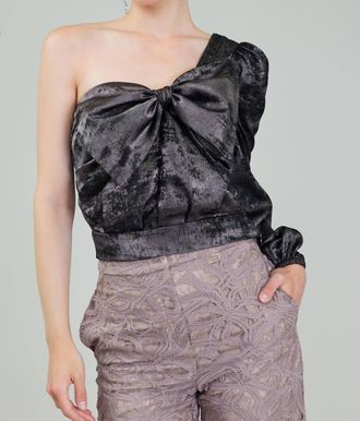 Current Air One Shoulder Bow Top In Plum Grey