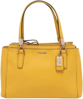 Coach Pre-owned Handbags, female, Yellow, Size: ONE SIZE Pre-owned Leather Handbag