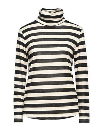 Maison Lydia T-shirts