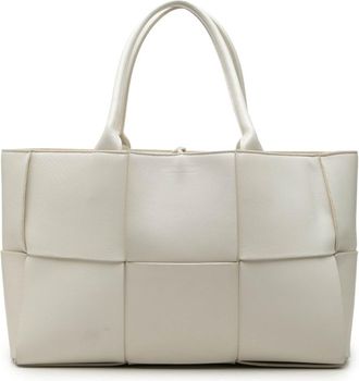 Bottega Veneta White Leather Pouch Shoulder Bag Tote Bag (Pre-Owned)