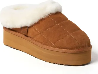Dearfoams Fireside by Dearfoams Womens Bendigo Genuine Shearling Quilted Platform Clog