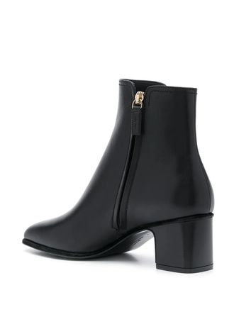 Ferragamo Gancini-Plaque Leather Ankle Boot - Black