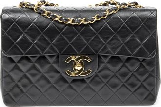 Chanel Pre-owned Womens Maxi Jumbo XL Flap Shoulder Bag - Black - One Size