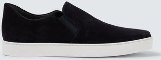 Manolo Blahnik Slip-on Nadores in suede