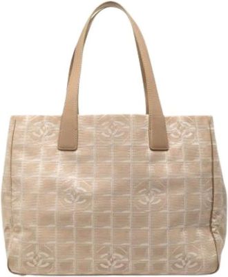 Chanel Pre-owned Tote Bags, female, Brown, Size: ONE SIZE Pre-owned Nylon Tote