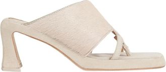 Miista Schoenen, Dames, Beige, 36 EU, Leer, Trisha Asymmetrische Teenslippers