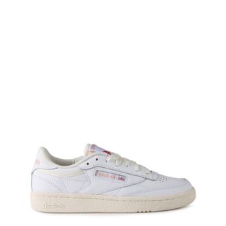 Reebok Club C 85 Chalk/VINTAGECHALK/ESCAPEGREEN Female Tennis Shoes White