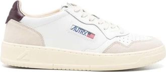 Autry leren sneakers met medaillewinnaar-inzetstukken